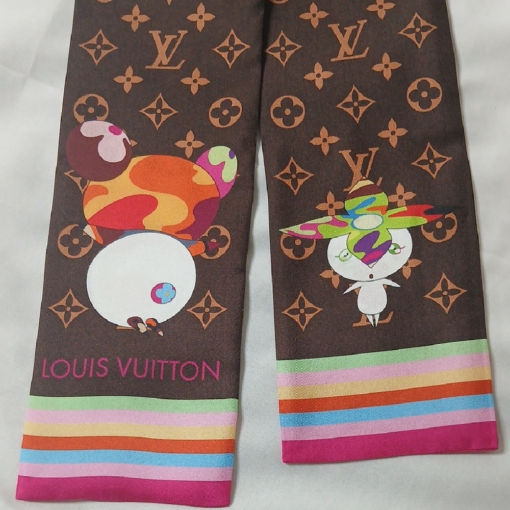 Louis Vuitton Multicolor Monogram Scarf - Picture 4 of 4